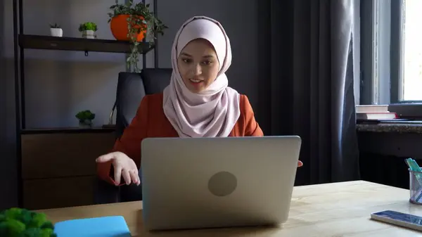 Bahasa Arab Soal dan Kunci Jawaban untuk CPNS dan Tes Kemampuan Bahasa