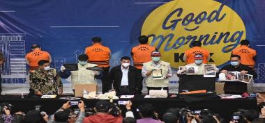 Benarkah Tangkap Tangan Edhy Prabowo Mengisyaratkan Adanya Pertarungan Politik Di Istana 