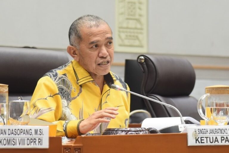 Mengenal Singgih Januratmoko: Kader Golkar yang Mendorong Pertanian sebagai Tulang Punggung Daerah