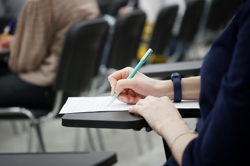 Passing Grade SNBT 2025 untuk UI, UGM, ITB, dan PTN Unggulan Lainnya