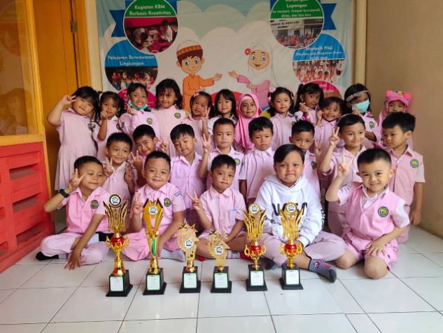 Kisah Sukses Siswa SMA Boarding School Al Masoem Bandung dalam Berprestasi di Luar Negeri