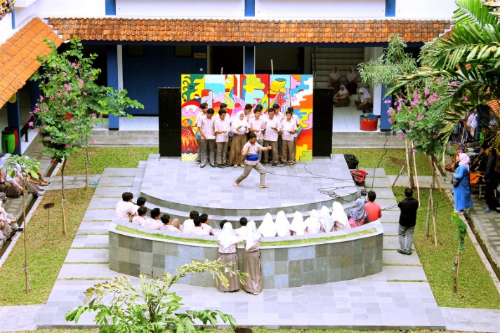 Revitalisasi Ekstrakurikuler di Boarding School: Membangun Minat Siswa, Mengukir Prestasi Bersama!
