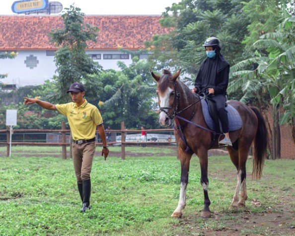 Mengintegrasikan Nilai-Nilai Islam dalam Kurikulum SMA Boarding School Al Masoem Bandung