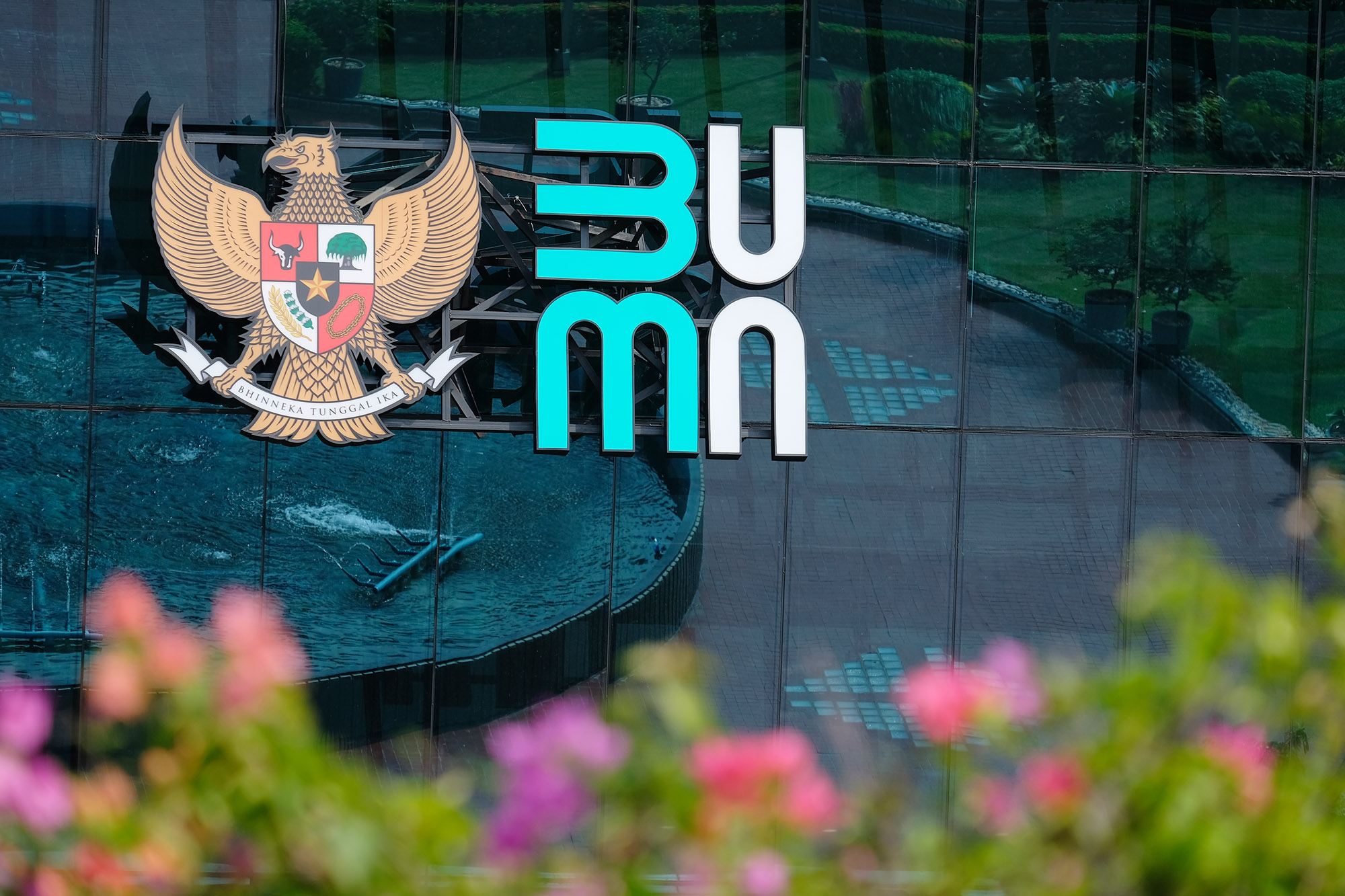 Budaya Kerja BUMN: Pengertian, Contoh, dan Implementasinya di Perusahaan Negara