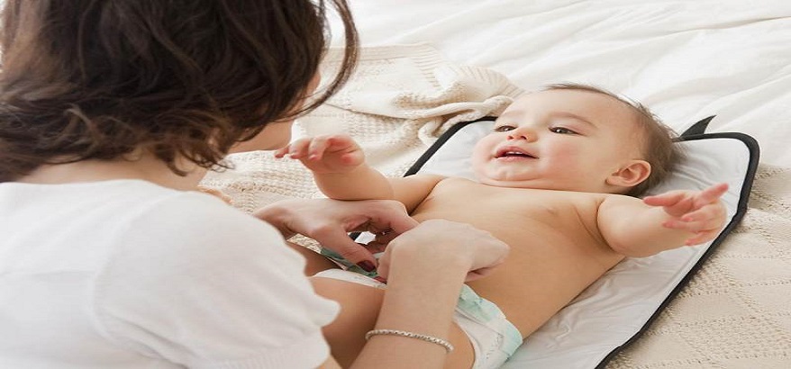 Selain Menggunakan Produk Popok Berkualitas, Inilah Cara Mengatasi Ruam Popok Pada Bayi