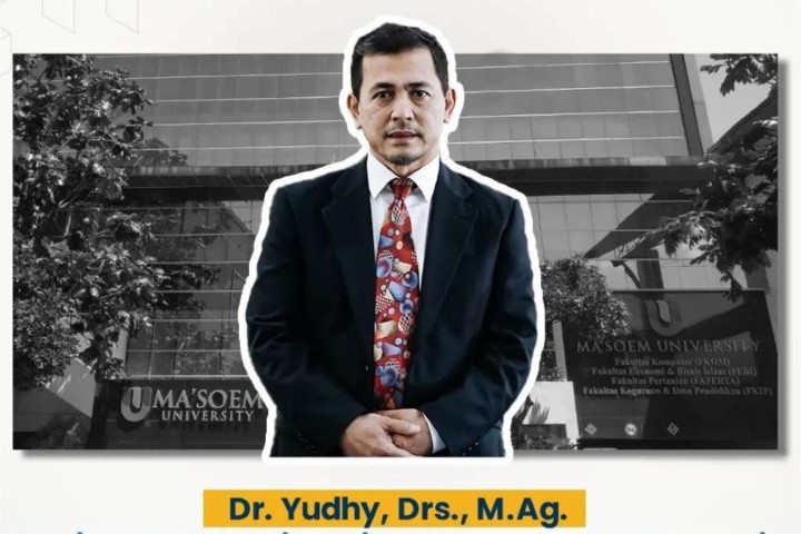 Berikut profil dosen berprestasi Al Ma'soem dengan keahlian mendalam di bidang Hukum Islam dan Manajemen