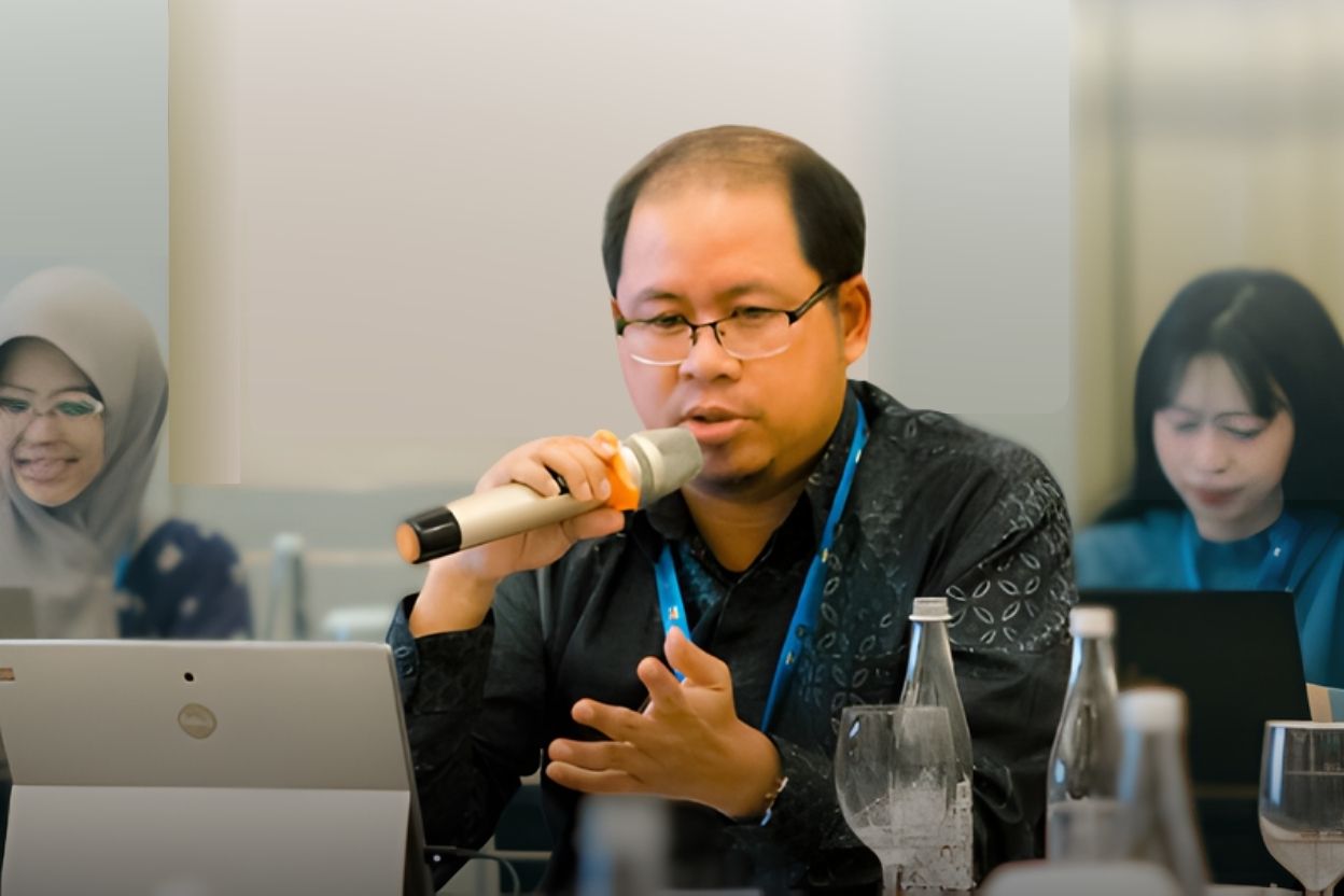 Berikut profil dosen berprestasi Al Ma'soem Ryzki Wiryawan dengan kepakaran sejarah dan konservasi heritage